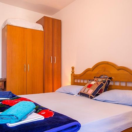 בודווה City Apartments Gosposhtina מראה חיצוני תמונה