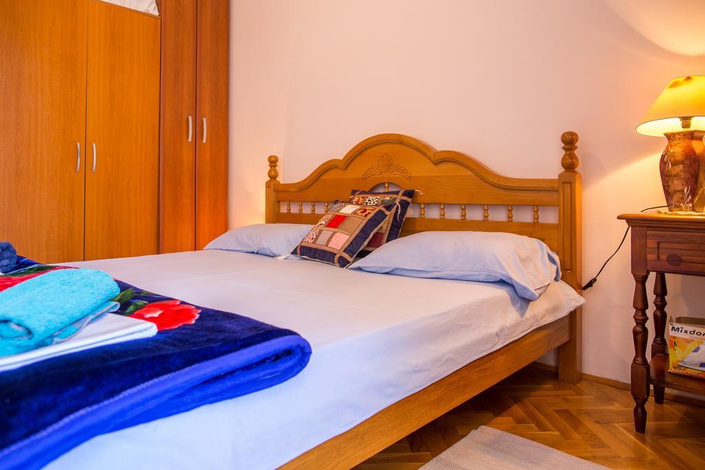 בודווה City Apartments Gosposhtina מראה חיצוני תמונה