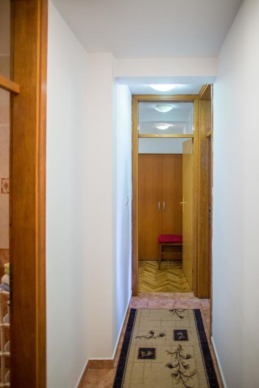 בודווה City Apartments Gosposhtina מראה חיצוני תמונה