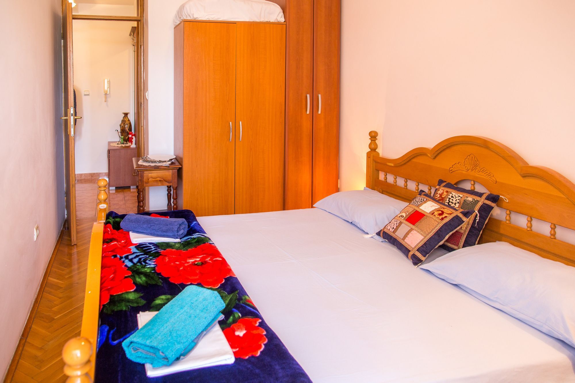 בודווה City Apartments Gosposhtina מראה חיצוני תמונה