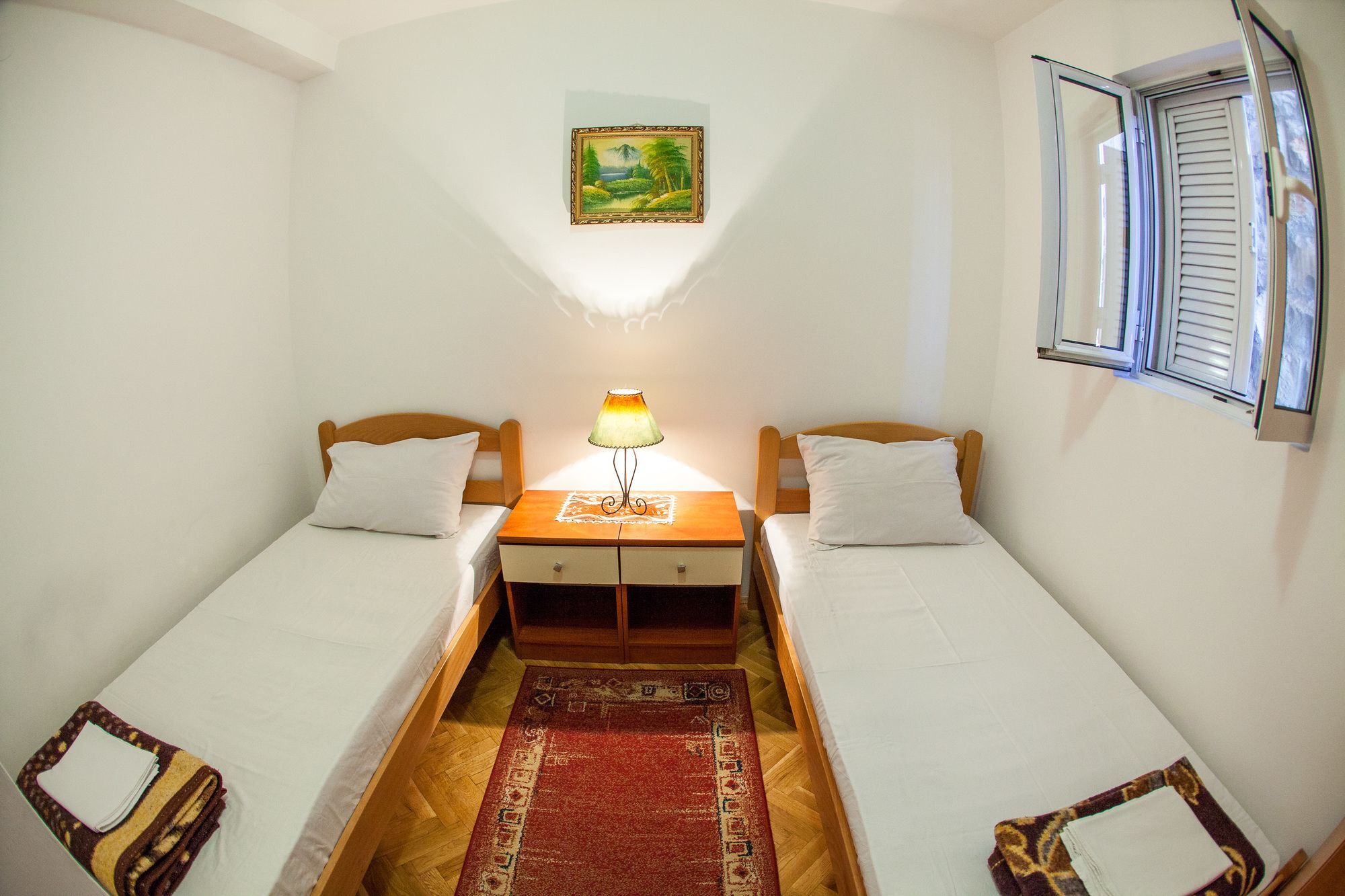 בודווה City Apartments Gosposhtina מראה חיצוני תמונה